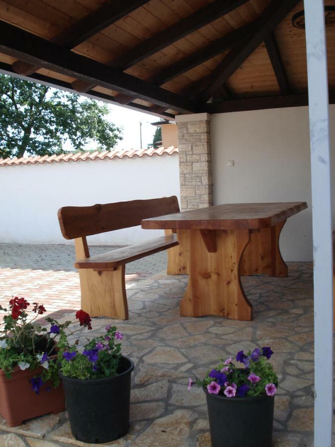 Guesthouse Pejo Πόρετς Εξωτερικό φωτογραφία