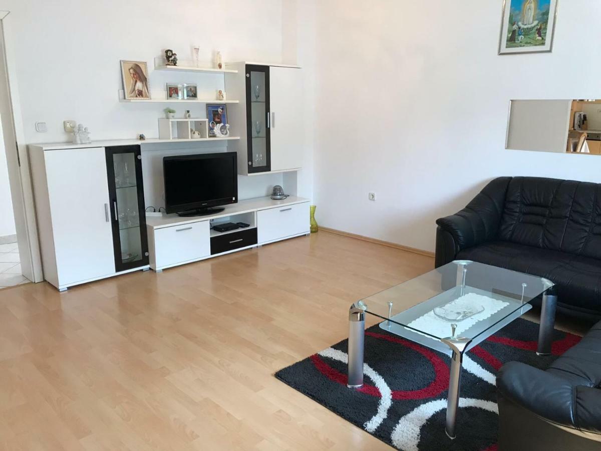 Guesthouse Pejo Πόρετς Εξωτερικό φωτογραφία